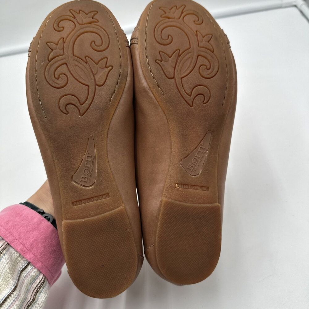 Women's Tan Bow Ballet Flats - Picture 9 of 9